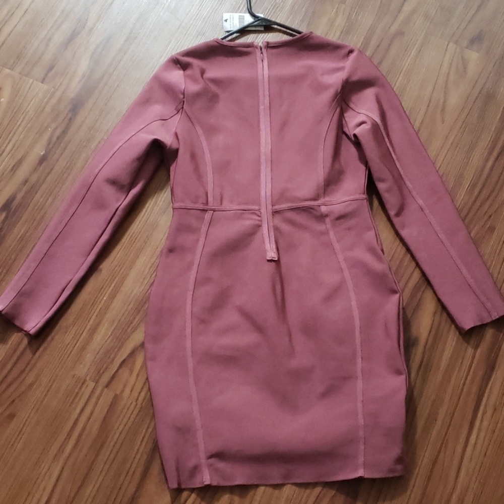 Dress - Picture 2 of 3
